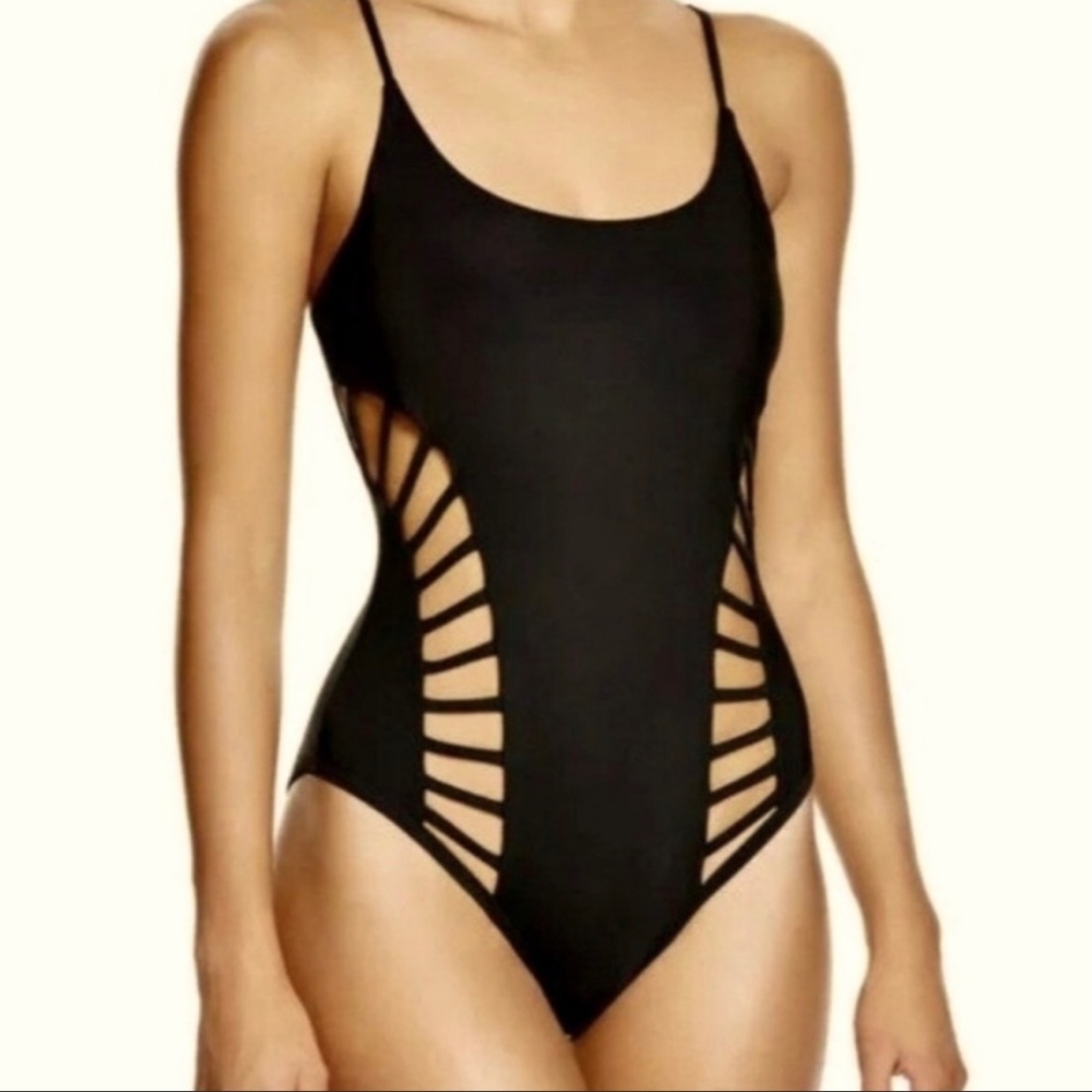 Red Carter Side cut out Black One Piece Swimsuit size S